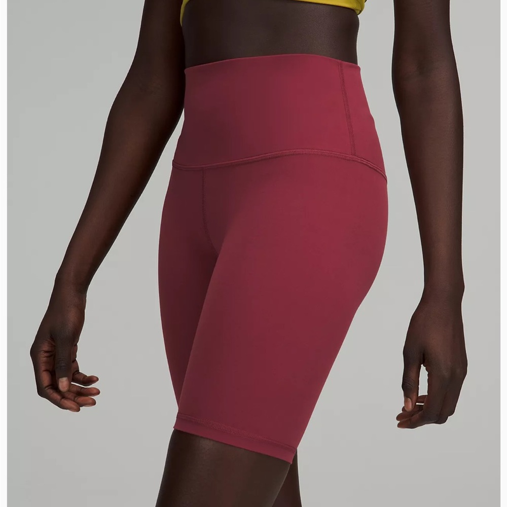 lululemon Align™ High-Rise Short 8" online exclusive